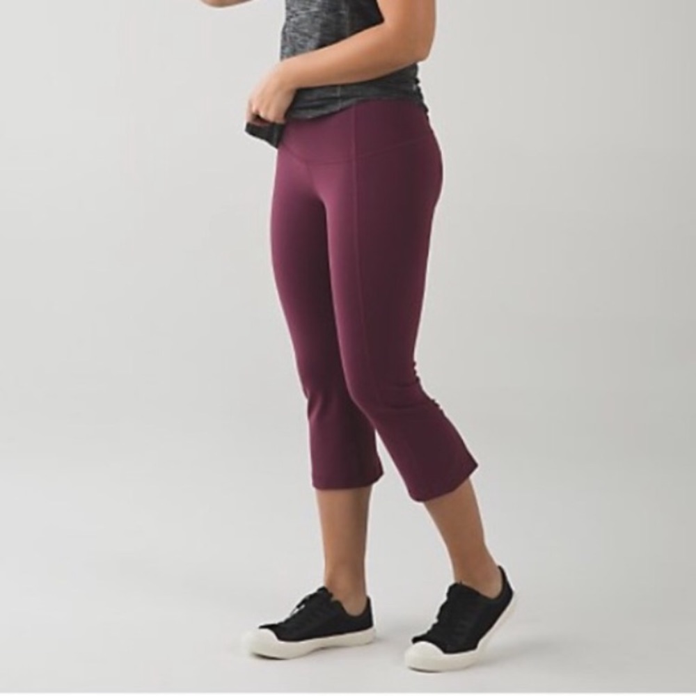 Lululemon Gather & Crow Crop II